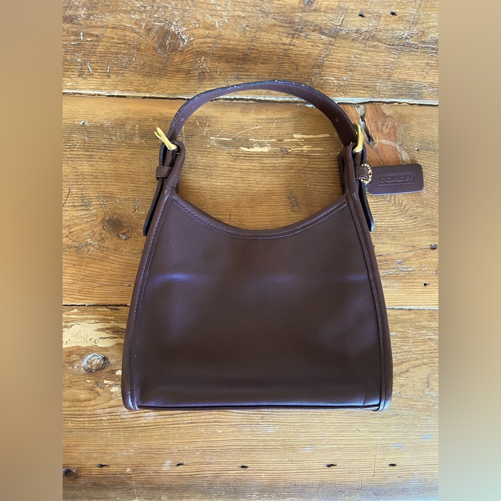 Coach No. 4106 small brown leather purse